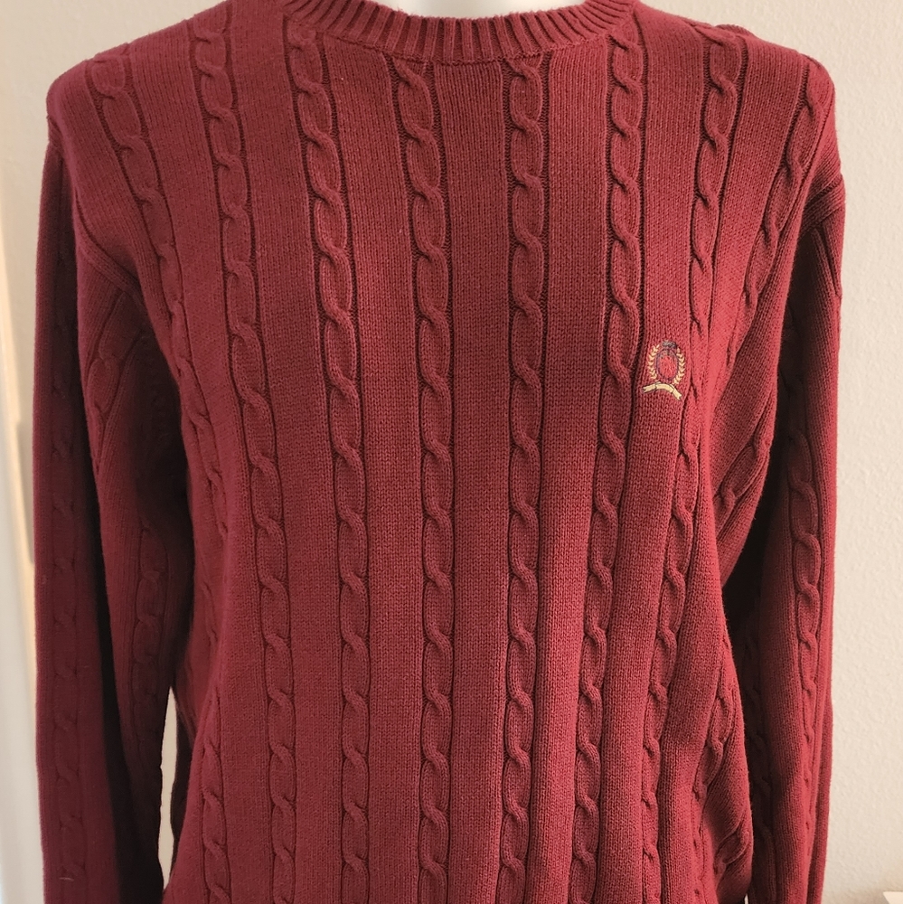 Vintage Tommy Hilfiger Chunky Sweater Sweater Medium. Ribbed crew neck and cuffs